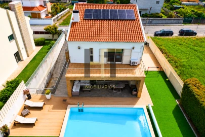 Moradia T3 para Venda em Sandim, Olival, Lever e Crestuma