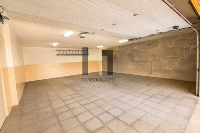 Moradia T3 para Venda em Sandim, Olival, Lever e Crestuma
