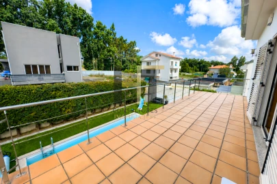 Moradia T3 para Venda em Sandim, Olival, Lever e Crestuma
