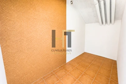 Moradia T3 para Venda em Sandim, Olival, Lever e Crestuma