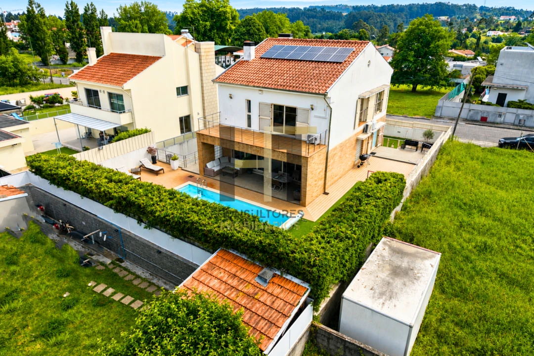 Moradia T3 para Venda em Sandim, Olival, Lever e Crestuma Foto 47