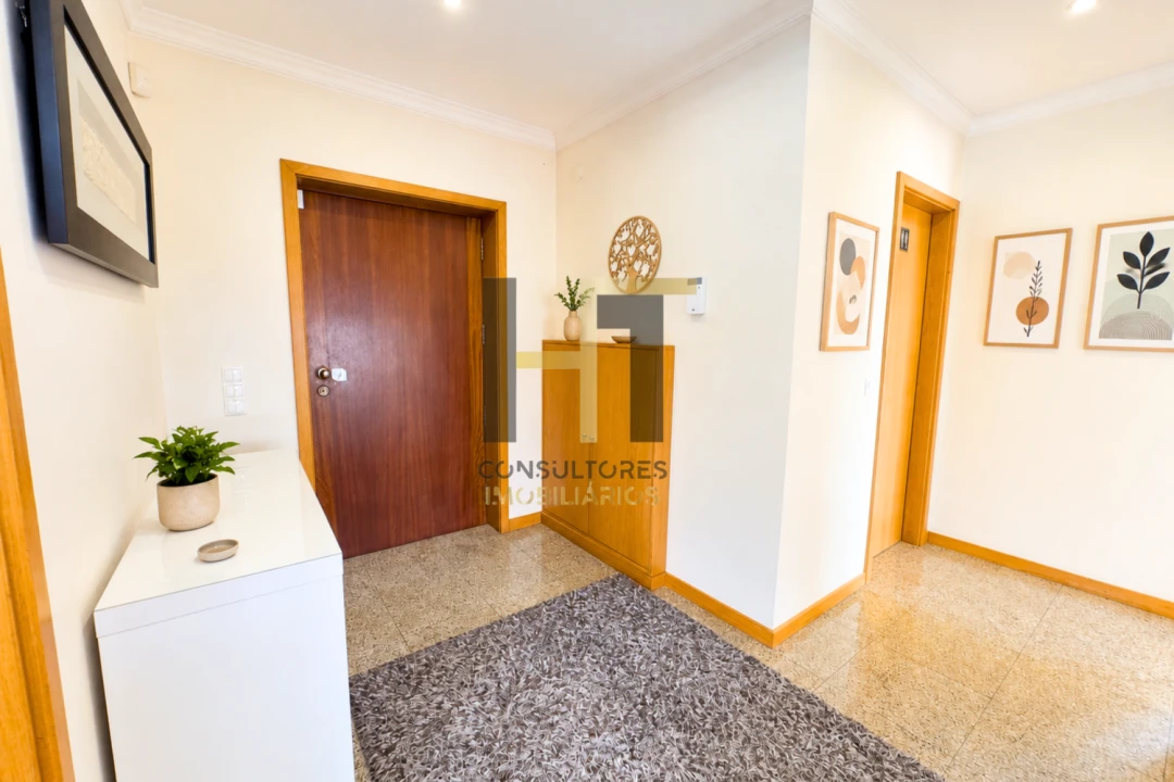 Moradia T3 para Venda em Sandim, Olival, Lever e Crestuma Foto 10