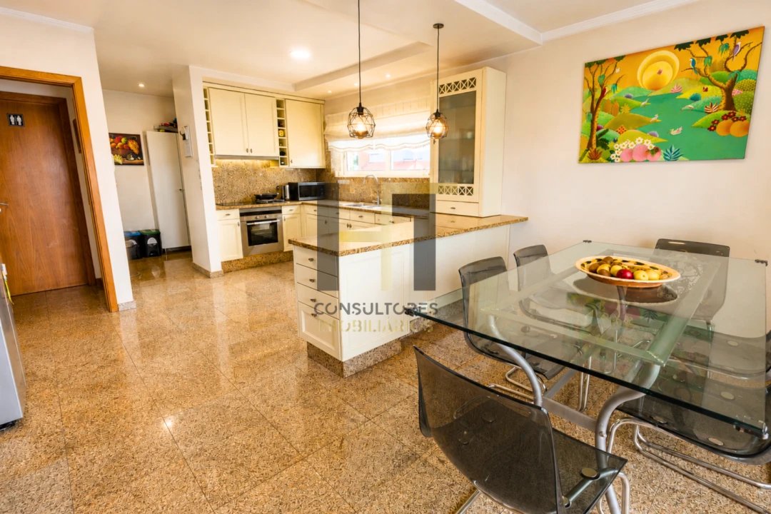 Moradia T3 para Venda em Sandim, Olival, Lever e Crestuma Foto 6
