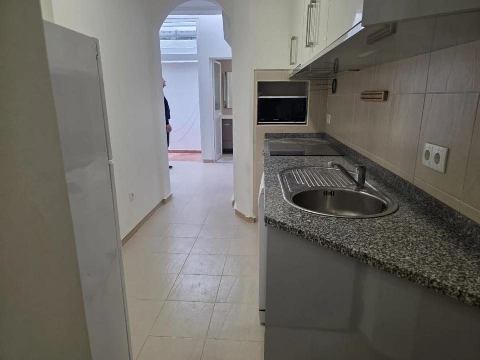 Apartamento T2 para Venda em Beato Foto 4