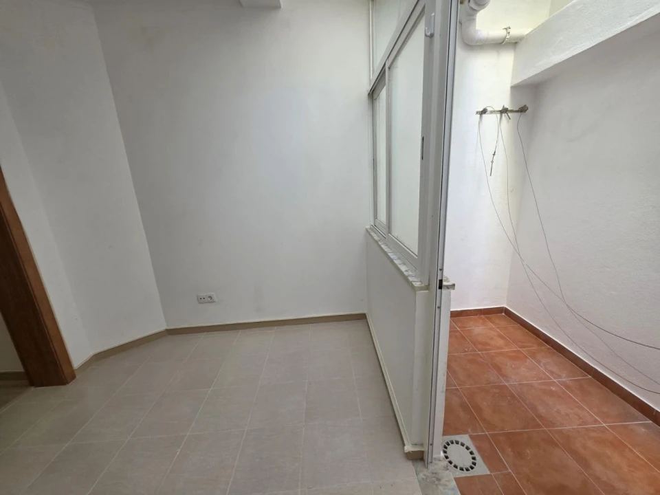 Apartamento T2 para Venda em Beato Foto 8