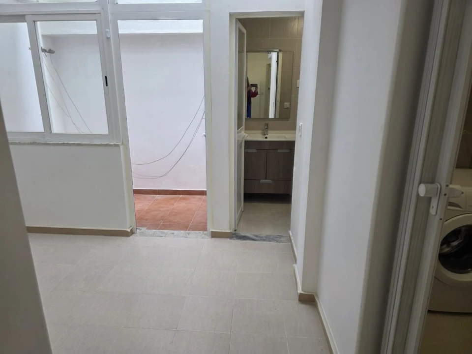 Apartamento T2 para Venda em Beato Foto 3