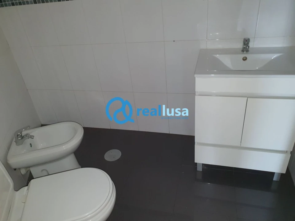 Apartamento T3 para Venda em Rio Tinto Foto 12