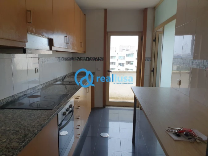 Apartamento T3 para Venda em Rio Tinto Foto 3