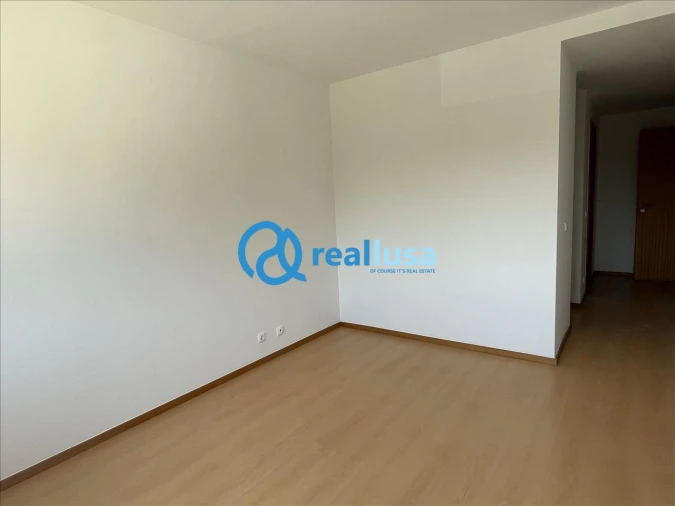 Apartamento T3 para Venda em Moreira Foto 6