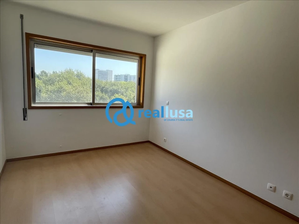 Apartamento T3 para Venda em Moreira Foto 5
