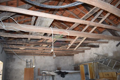 Quinta T2 para Venda em Lavegadas