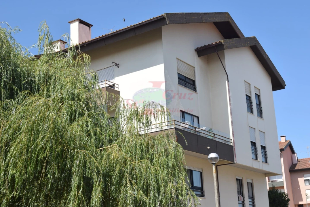Apartamento T4 para Venda em Santa Clara e Castelo Viegas Foto 1