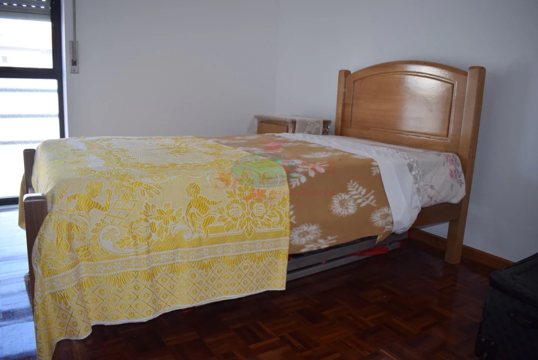 Apartamento T4 para Venda em Santa Clara e Castelo Viegas Foto 27