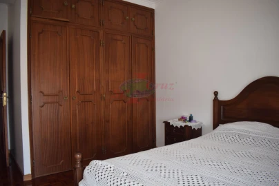 Apartamento T4 para Venda em Santa Clara e Castelo Viegas