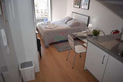 Apartamento para Arrendamento férias em Sé Nova, Santa Cruz, Almedina e São Bartolomeu