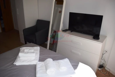 Apartamento para Arrendamento férias em Sé Nova, Santa Cruz, Almedina e São Bartolomeu