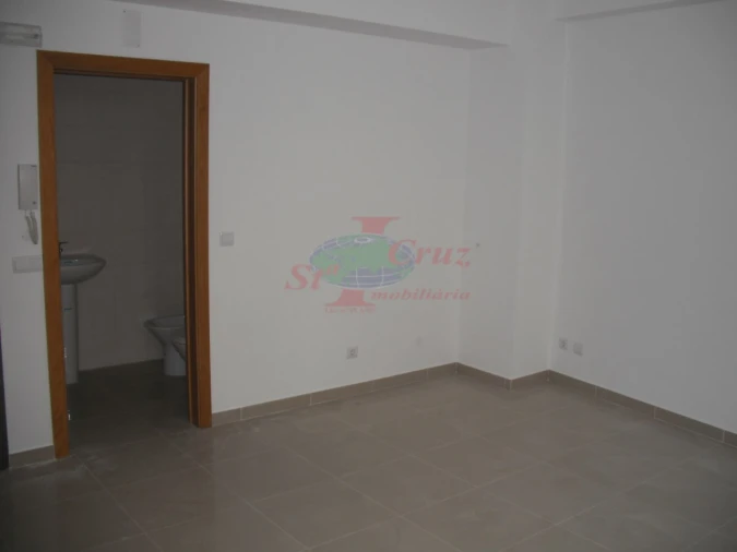 Prédio para Venda em Sé Nova, Santa Cruz, Almedina e São Bartolomeu Foto 10