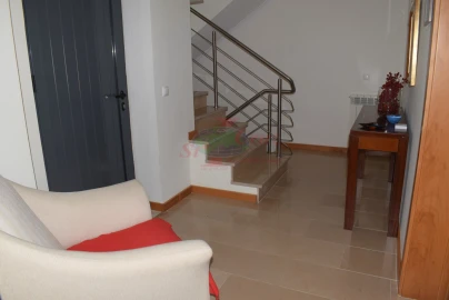 Moradia T3 para Arrendamento em Buarcos