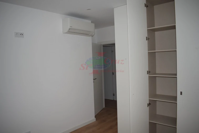 Apartamento T2 para Venda em Eiras e São Paulo de Frades Foto 4