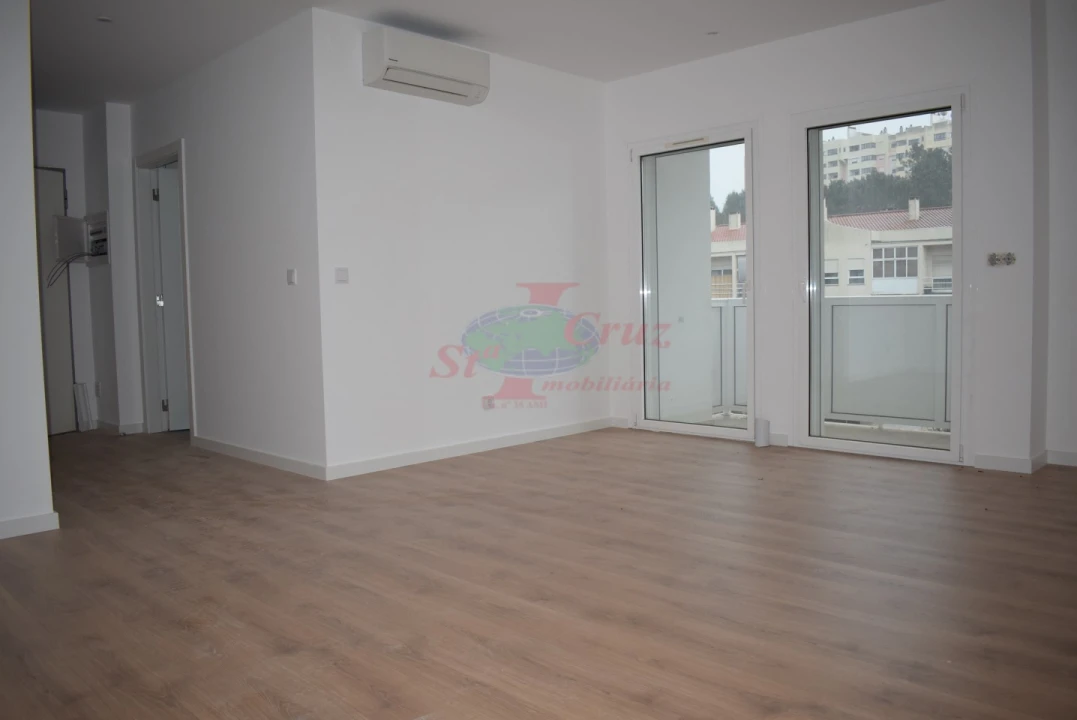 Apartamento T3 para Venda em Eiras e São Paulo de Frades Foto 3