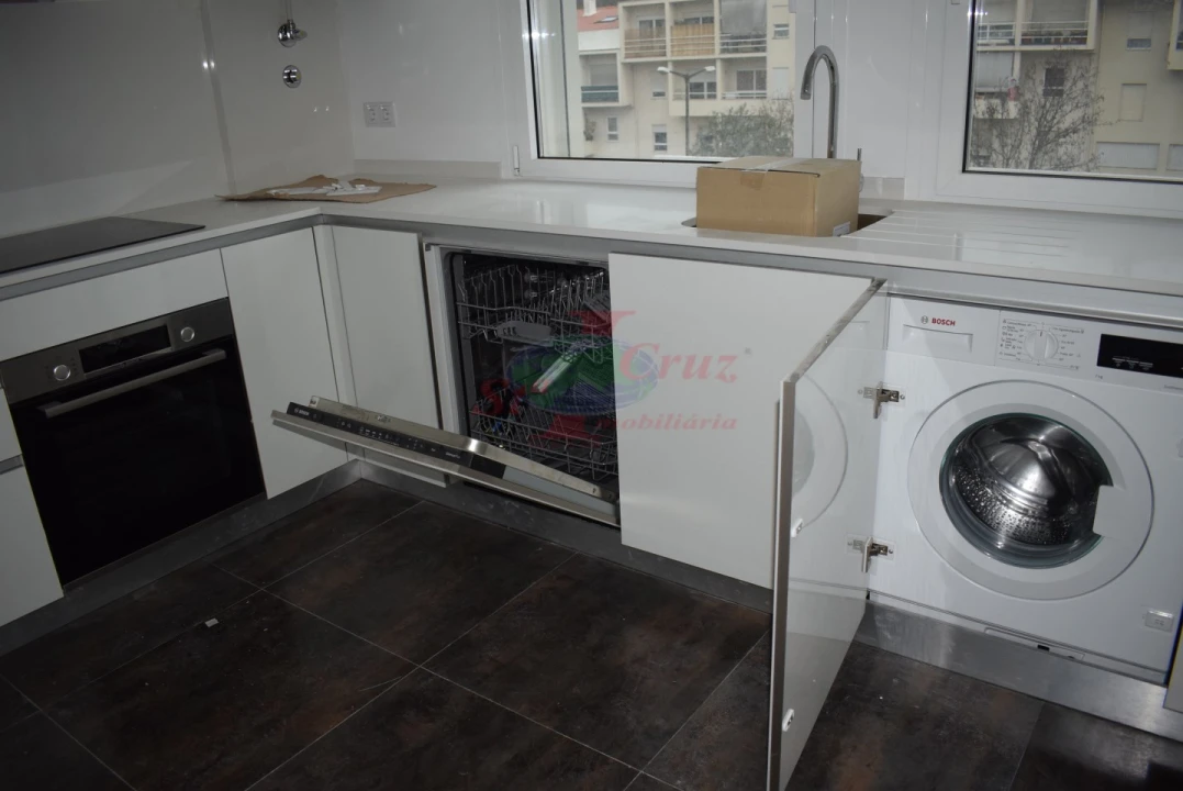 Apartamento T3 para Venda em Eiras e São Paulo de Frades Foto 2