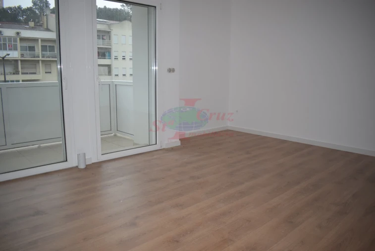 Apartamento T3 para Venda em Eiras e São Paulo de Frades Foto 4