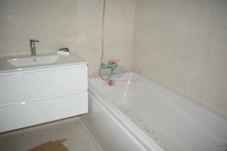Apartamento T3 para Venda em Eiras e São Paulo de Frades Foto 12