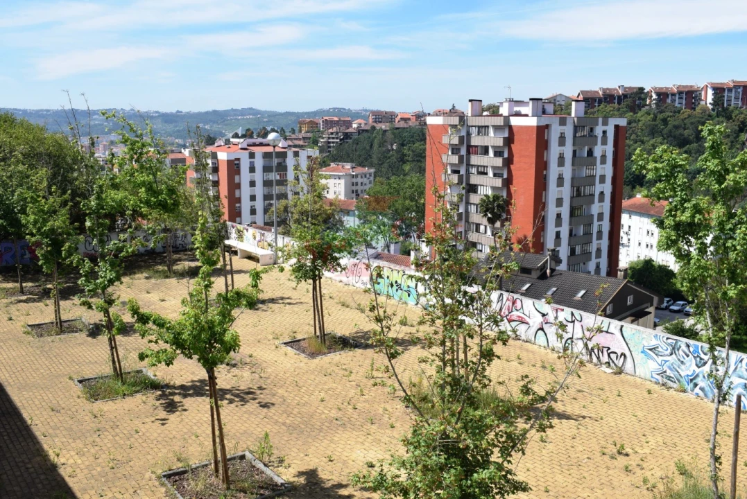 Apartamento T2 para Venda em Santo Antonio dos Olivais Foto 7