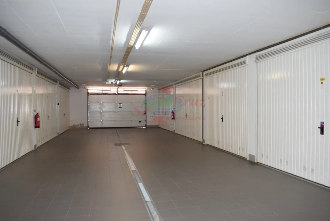 Apartamento T3 para Venda em Santo Antonio dos Olivais Foto 17