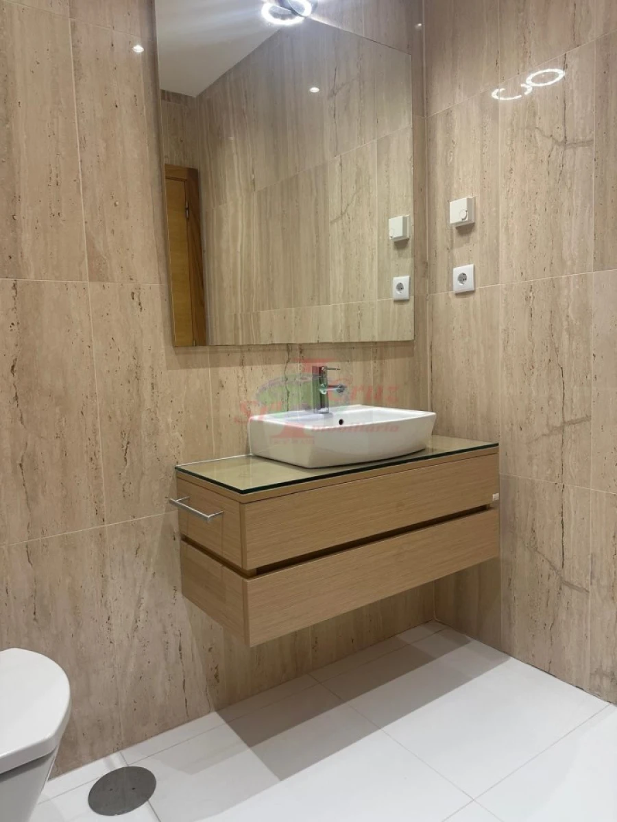 Apartamento T3 para Venda em Santo Antonio dos Olivais Foto 12