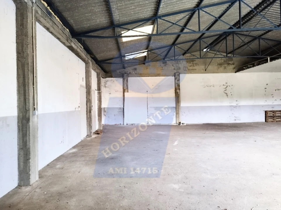 Armazém para Arrendamento em Bustos, Troviscal e Mamarrosa Foto 5