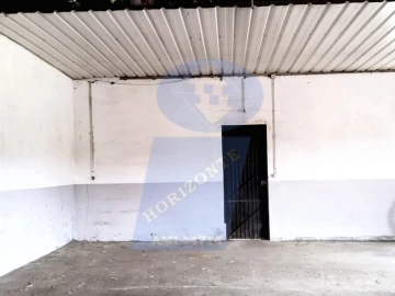 Armazém para Arrendamento em Bustos, Troviscal e Mamarrosa