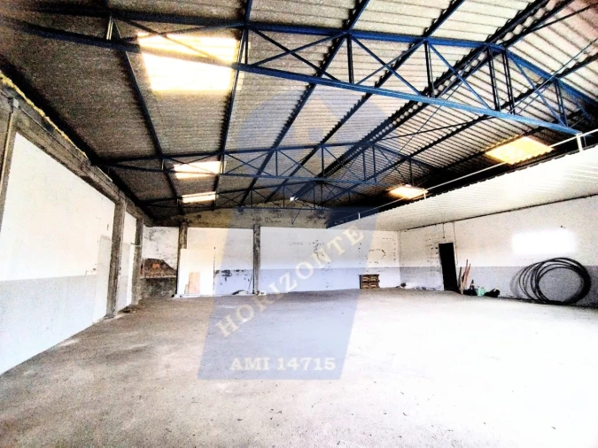 Armazém para Arrendamento em Bustos, Troviscal e Mamarrosa Foto 3