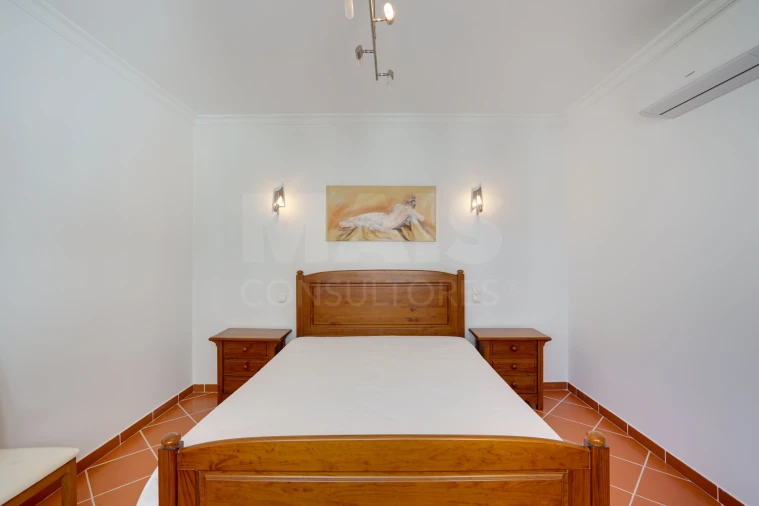 Apartamento T2 para Venda em Albufeira e Olhos de Água Foto 11