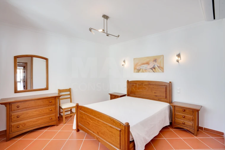 Apartamento T2 para Venda em Albufeira e Olhos de Água Foto 12