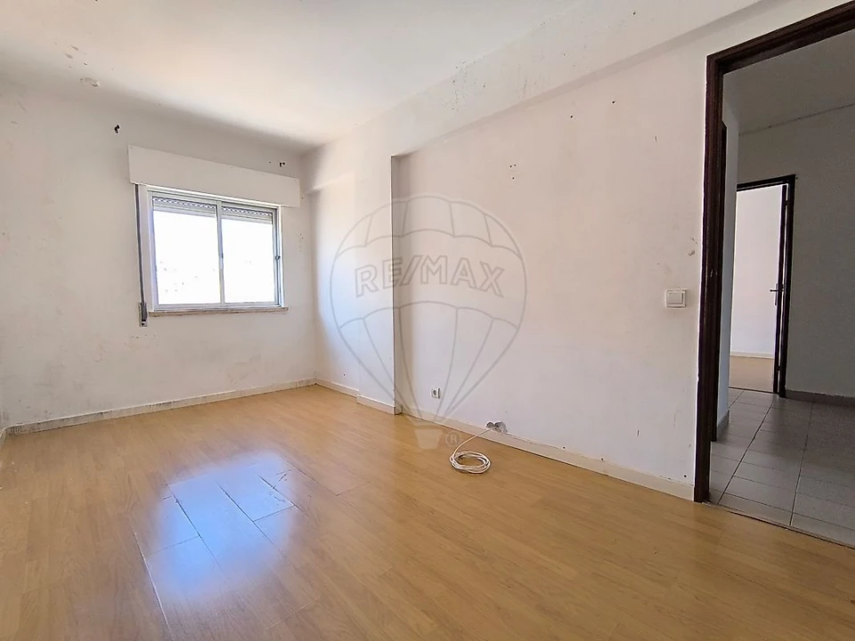 Apartamento T3 para Venda em Rio de Mouro Foto 18