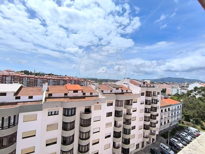 Apartamento T3 para Venda em Rio de Mouro Foto 10