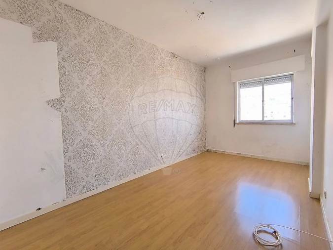 Apartamento T3 para Venda em Rio de Mouro Foto 17