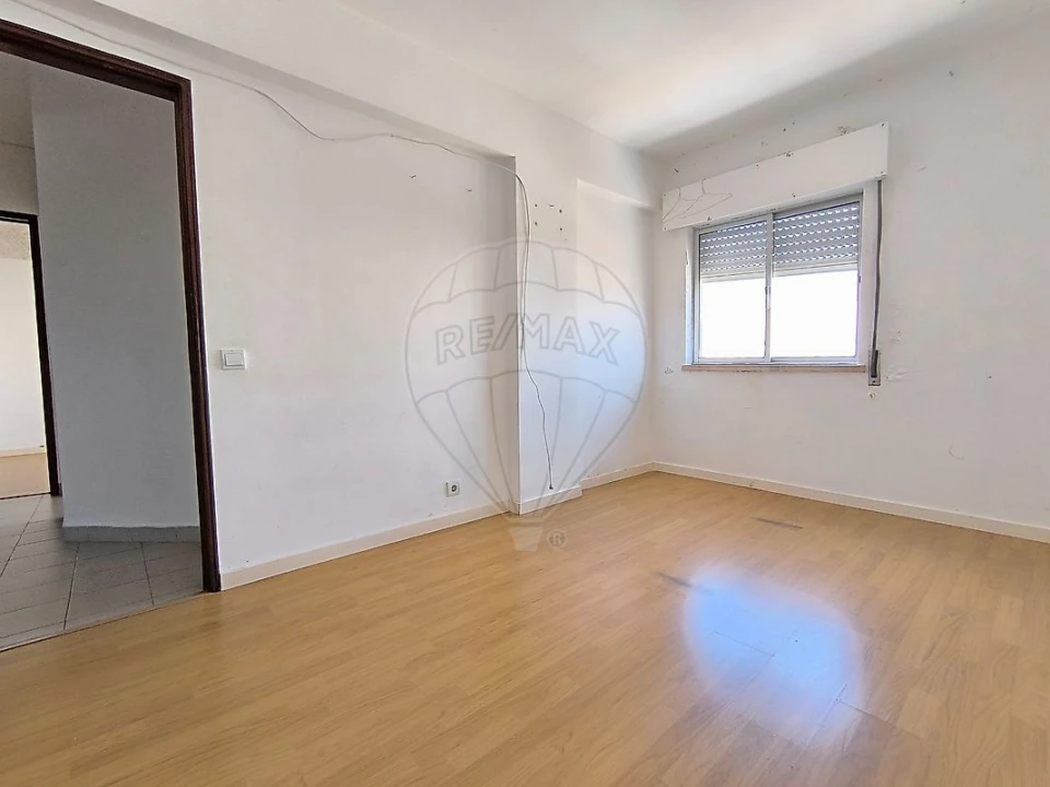 Apartamento T3 para Venda em Rio de Mouro Foto 21