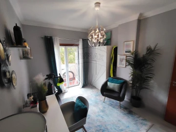 Apartamento T3 para Venda em Marvila, Ribeira Santarém, São Salvador, São Nicolau