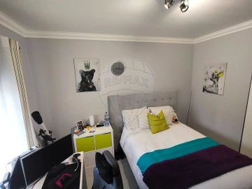 Apartamento T3 para Venda em Marvila, Ribeira Santarém, São Salvador, São Nicolau