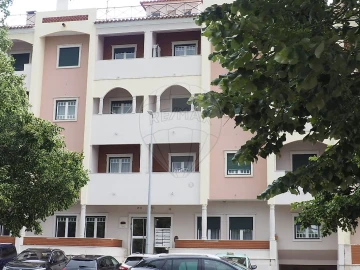 Apartamento T3 para Venda em Marvila, Ribeira Santarém, São Salvador, São Nicolau