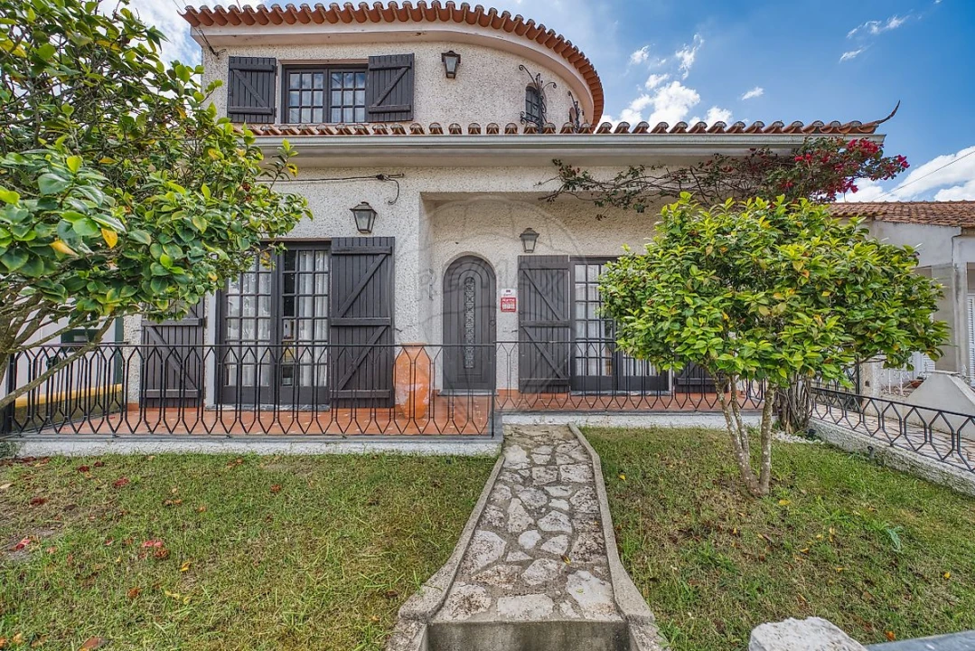 Moradia T4 para Venda em Alpiarça Foto 8