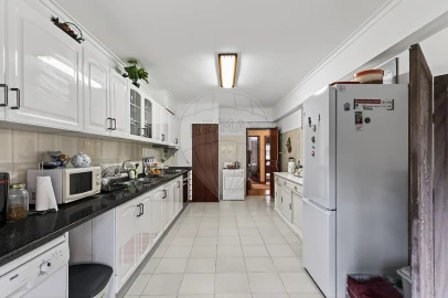 Apartamento T2 para Venda em Queluz e Belas