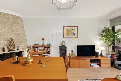Apartamento T2 para Venda em Queluz e Belas
