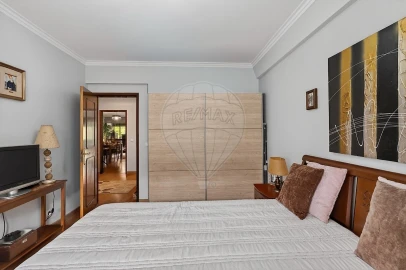 Apartamento T2 para Venda em Queluz e Belas
