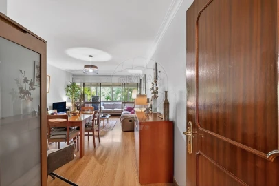 Apartamento T2 para Venda em Queluz e Belas