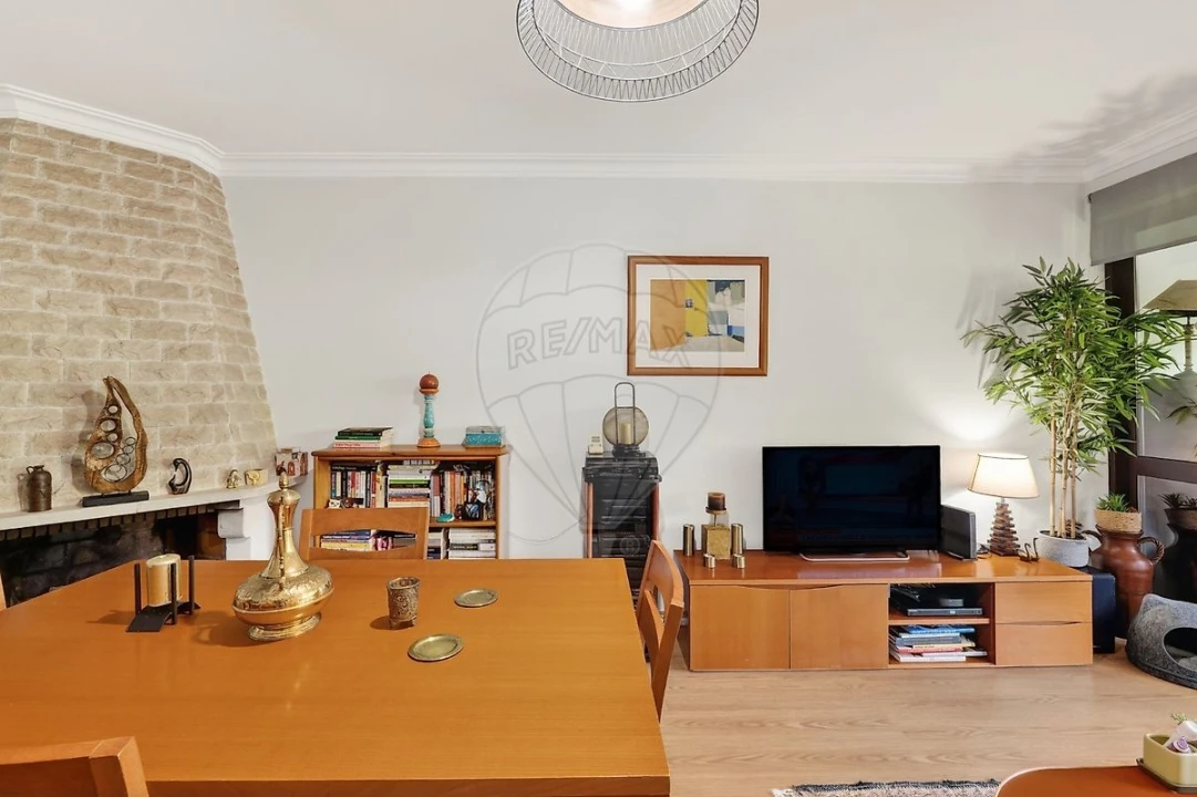 Apartamento T2 para Venda em Queluz e Belas Foto 15