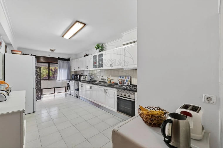 Apartamento T2 para Venda em Queluz e Belas Foto 9