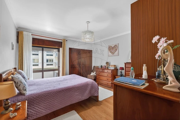 Apartamento T2 para Venda em Queluz e Belas Foto 12